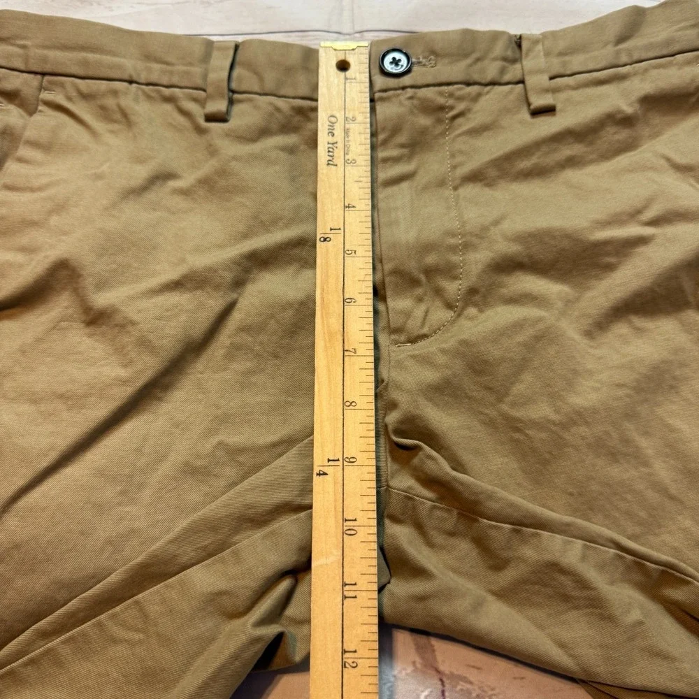 Banana Republic‎ Shorts Mid Rise Chino Aiden Casual Beige Men's Size 30x9